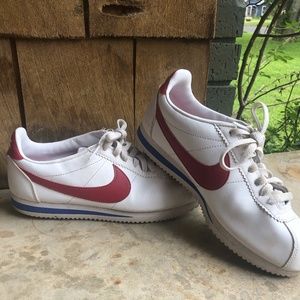 70s style Nike Cortez